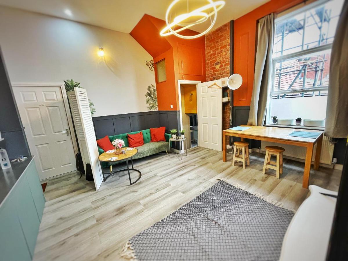 Adeamstays Provides Beautiful Centrally Located 1 And 2 Bed Apartments On Liverpools Boulevard Ngoại thất bức ảnh
