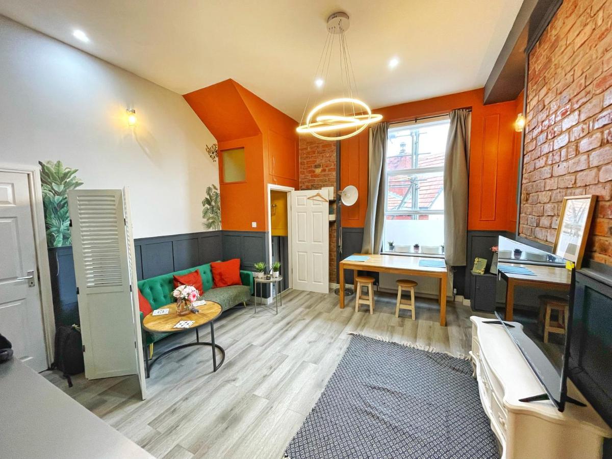 Adeamstays Provides Beautiful Centrally Located 1 And 2 Bed Apartments On Liverpools Boulevard Ngoại thất bức ảnh