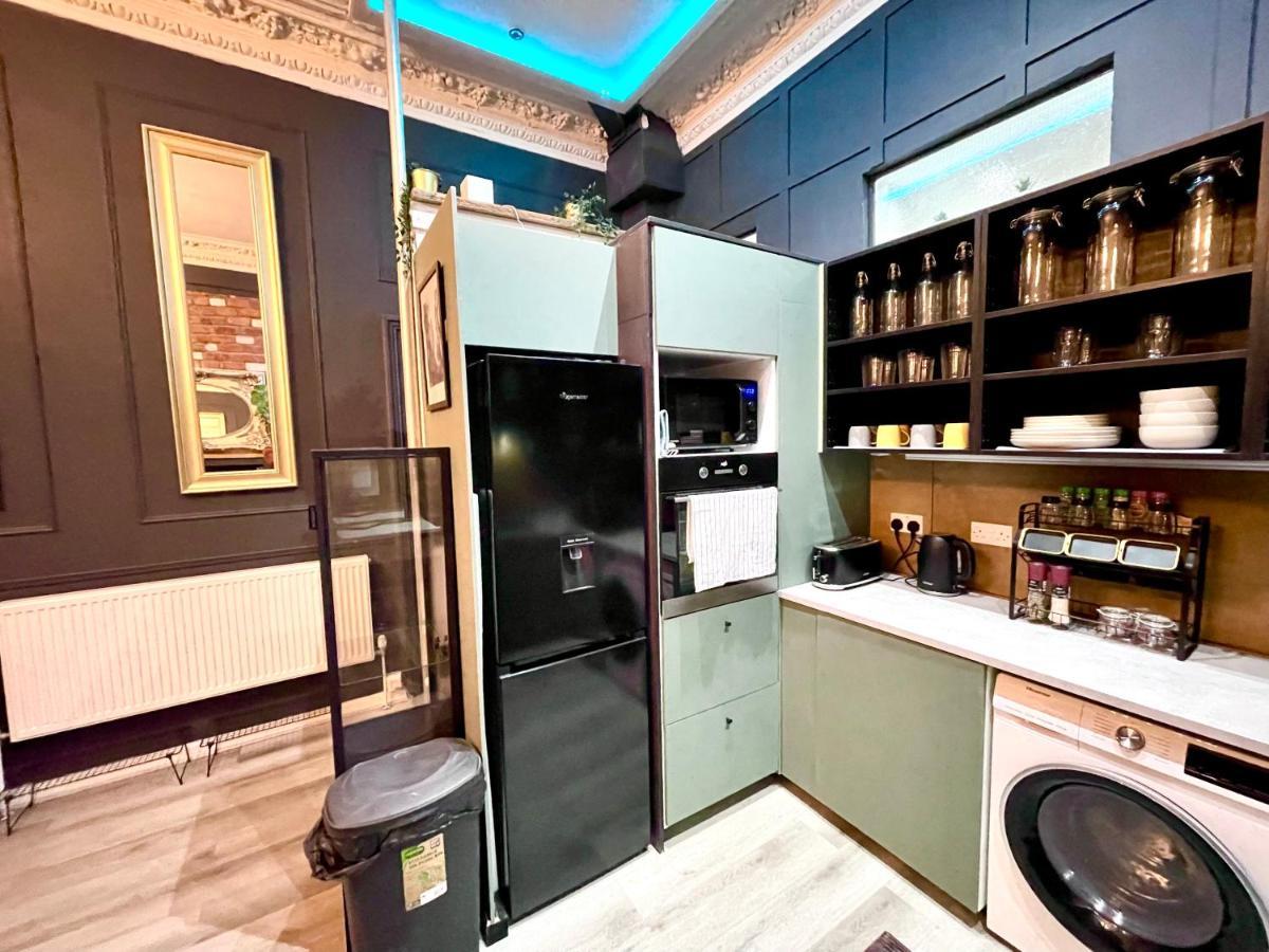 Adeamstays Provides Beautiful Centrally Located 1 And 2 Bed Apartments On Liverpools Boulevard Ngoại thất bức ảnh