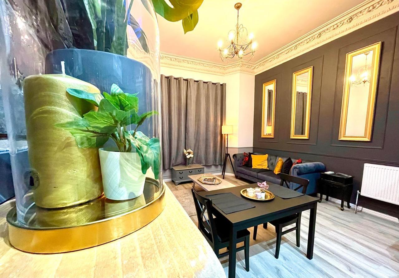 Adeamstays Provides Beautiful Centrally Located 1 And 2 Bed Apartments On Liverpools Boulevard Ngoại thất bức ảnh