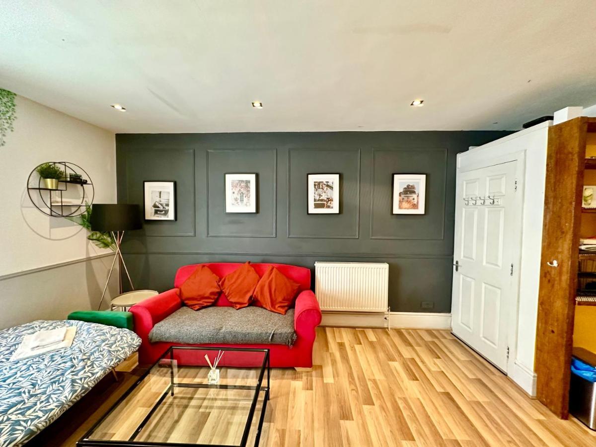 Adeamstays Provides Beautiful Centrally Located 1 And 2 Bed Apartments On Liverpools Boulevard Ngoại thất bức ảnh
